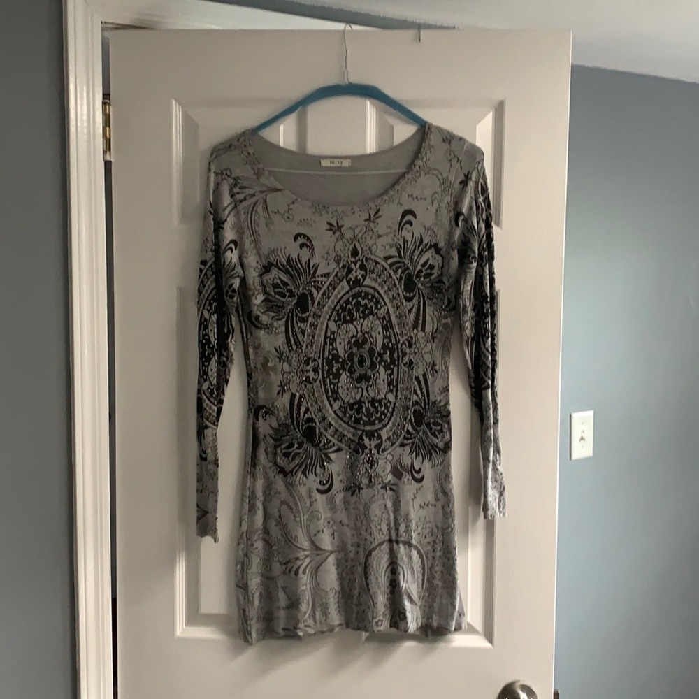 Grey and black sweater and or dress , wears great either way.